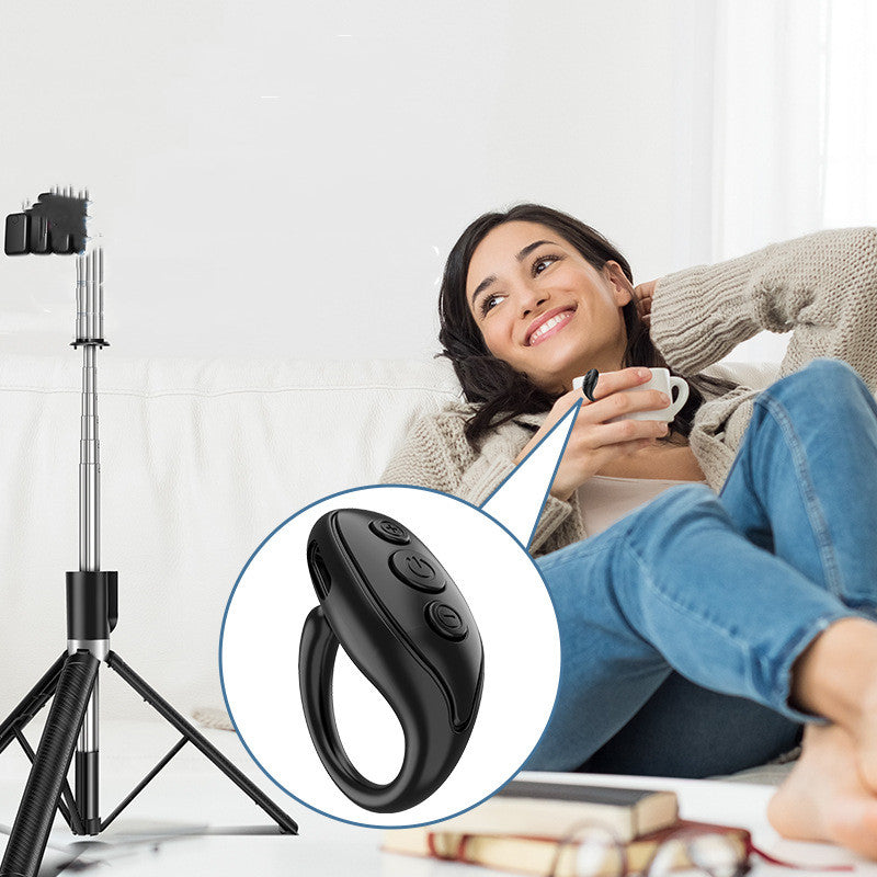 Scroll Hands-Free Ring Remote